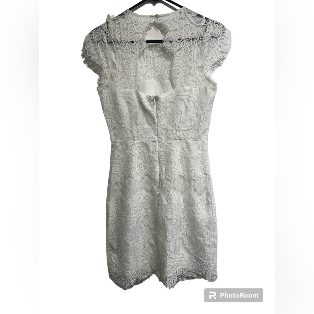 BB Dakota Jayce Lace Shealth Cocktail white Dress - Picture 3 of 12
